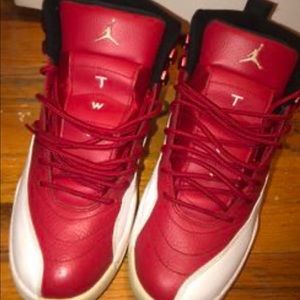 Rare AIR JORDAN 12 red and white .